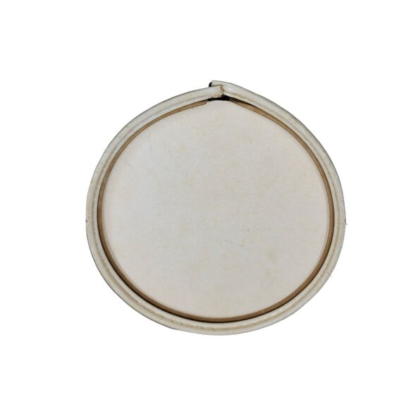 Vintage Heart-Shaped Woven Beige Purse With Handle & Bow Accent - Picture 6 of 11